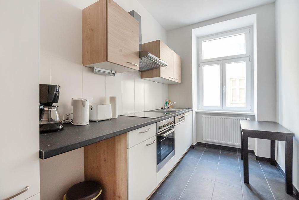 Apartment Universum