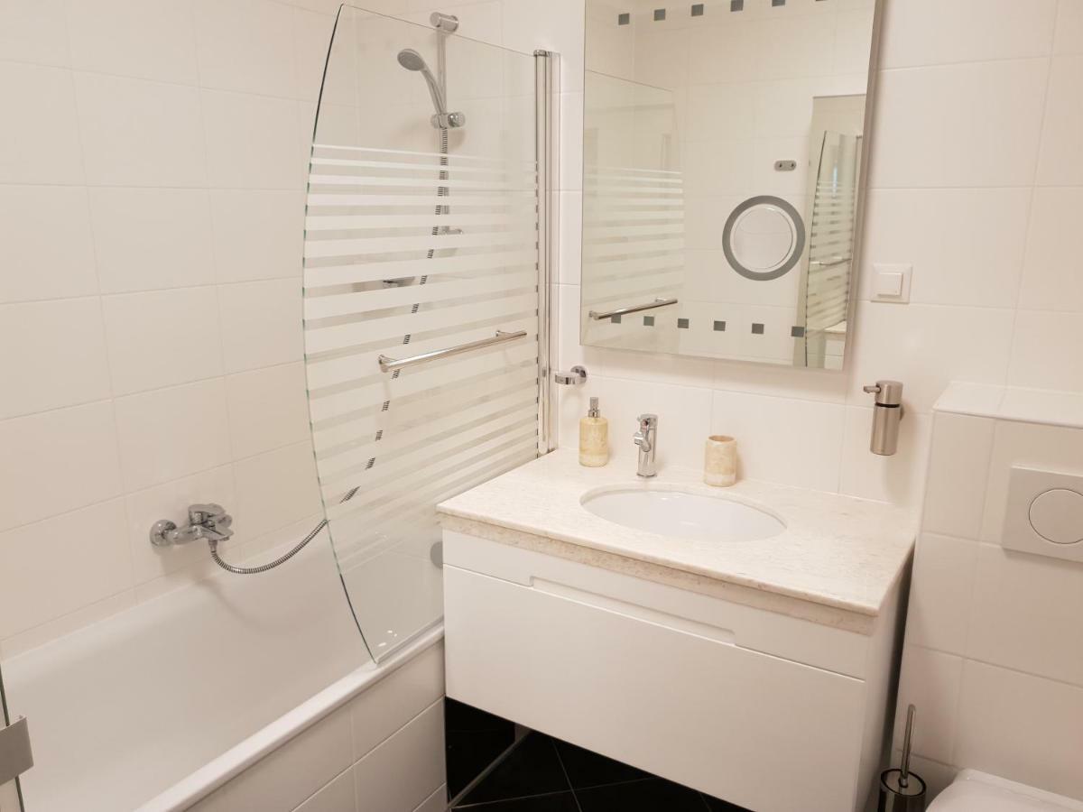 Am Hauptbahnhof Apartment Vienna