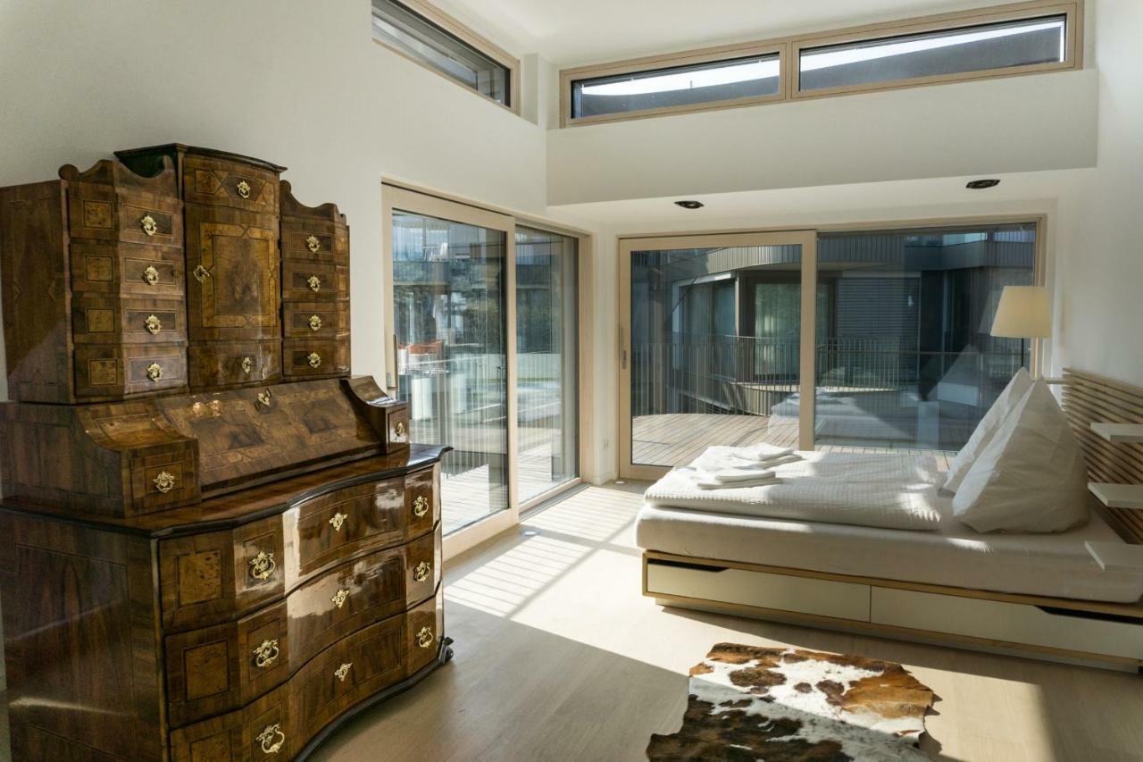 Garden Apartment *
