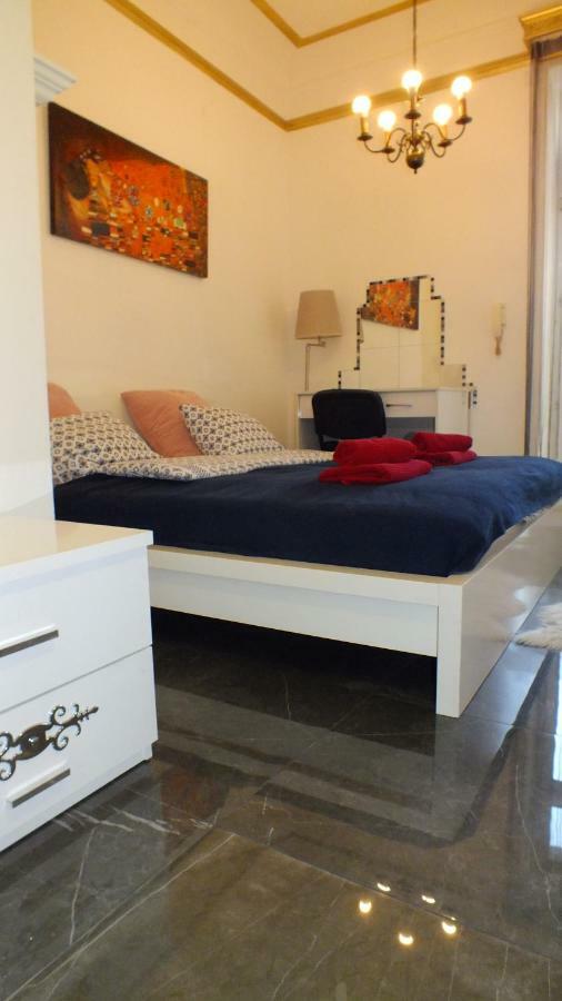 Royal Palace Apartment *