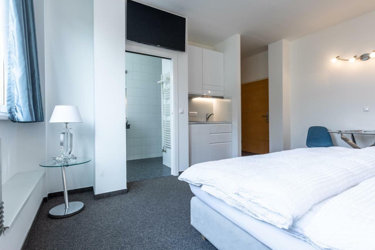 Cube Contactless Check In Apartment