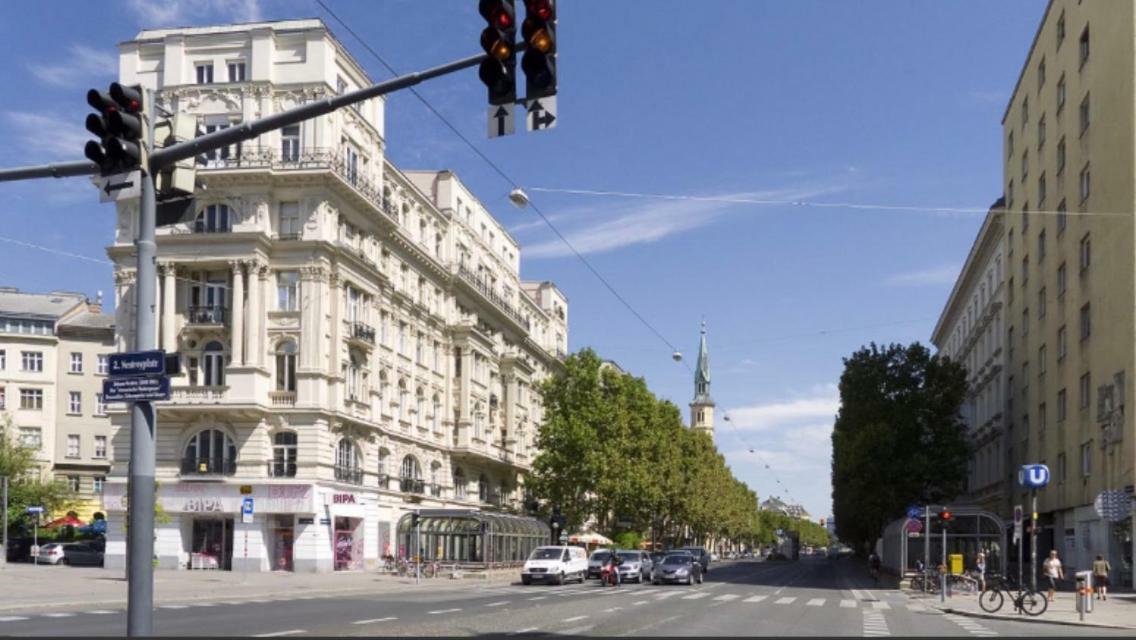 2 Apartment *