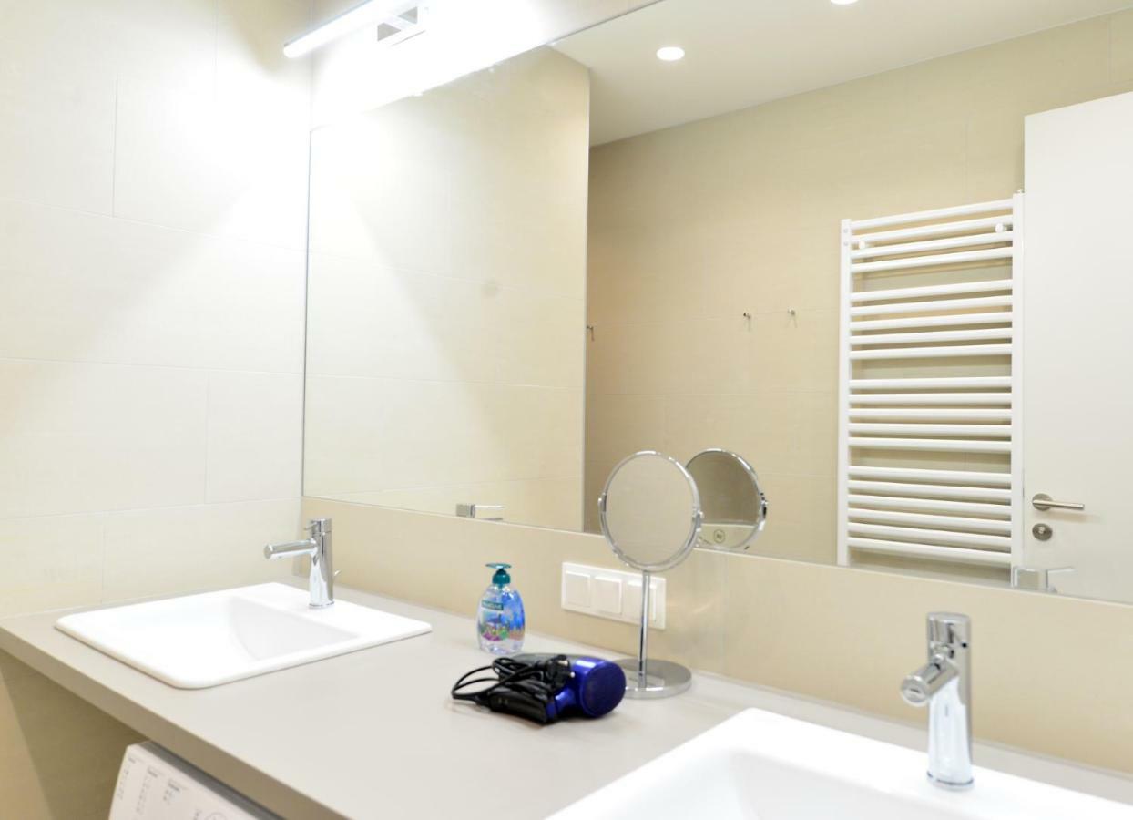 Self-check-in With View & Free Parking Apartment Vienna