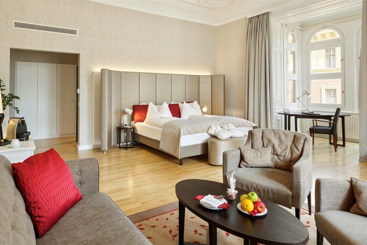 Hotel Rathauspark Wien, A Member Of Radisson Individuals 4*