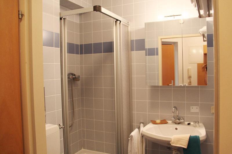 Apartmenthaus Hietzing I Contactless Check-in Apartment Vienna