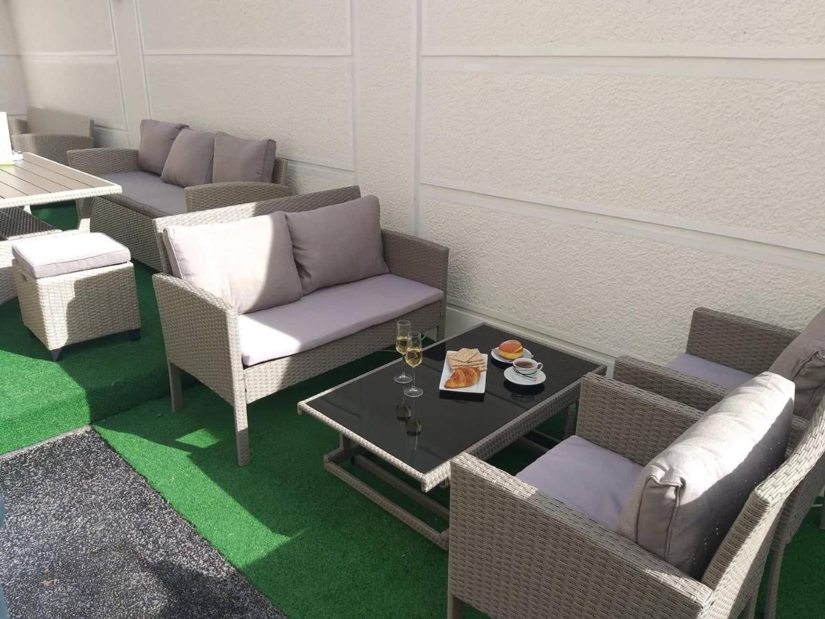 Christiano Hauptbahnhof | Contactless Check-in Apartment *