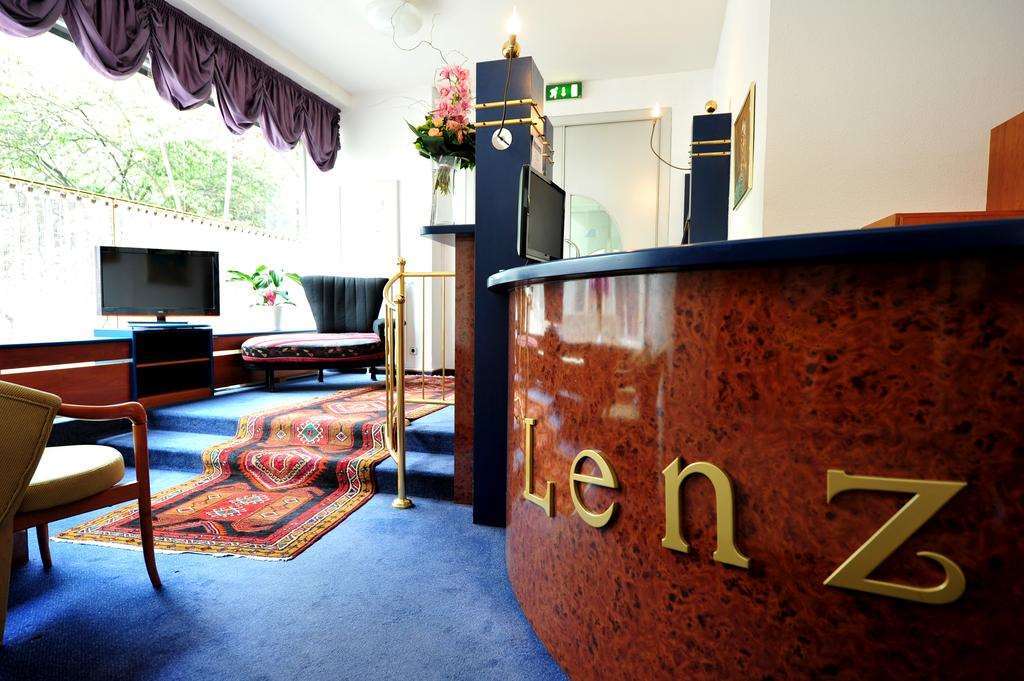 Hotel The Weekend 4*