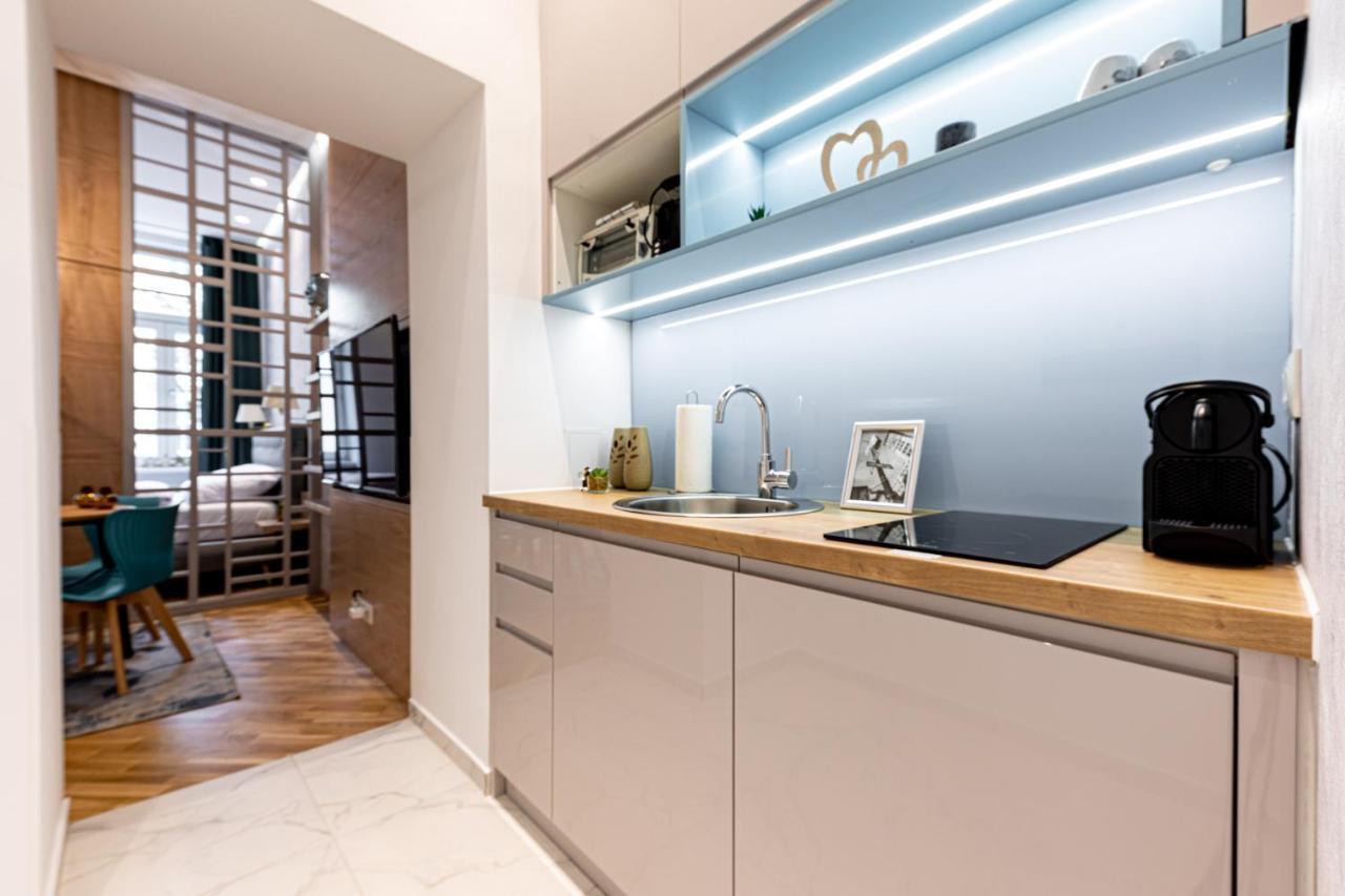 Zeus Design Apartment *