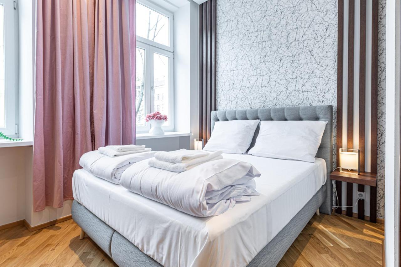Zeus Design Apartment