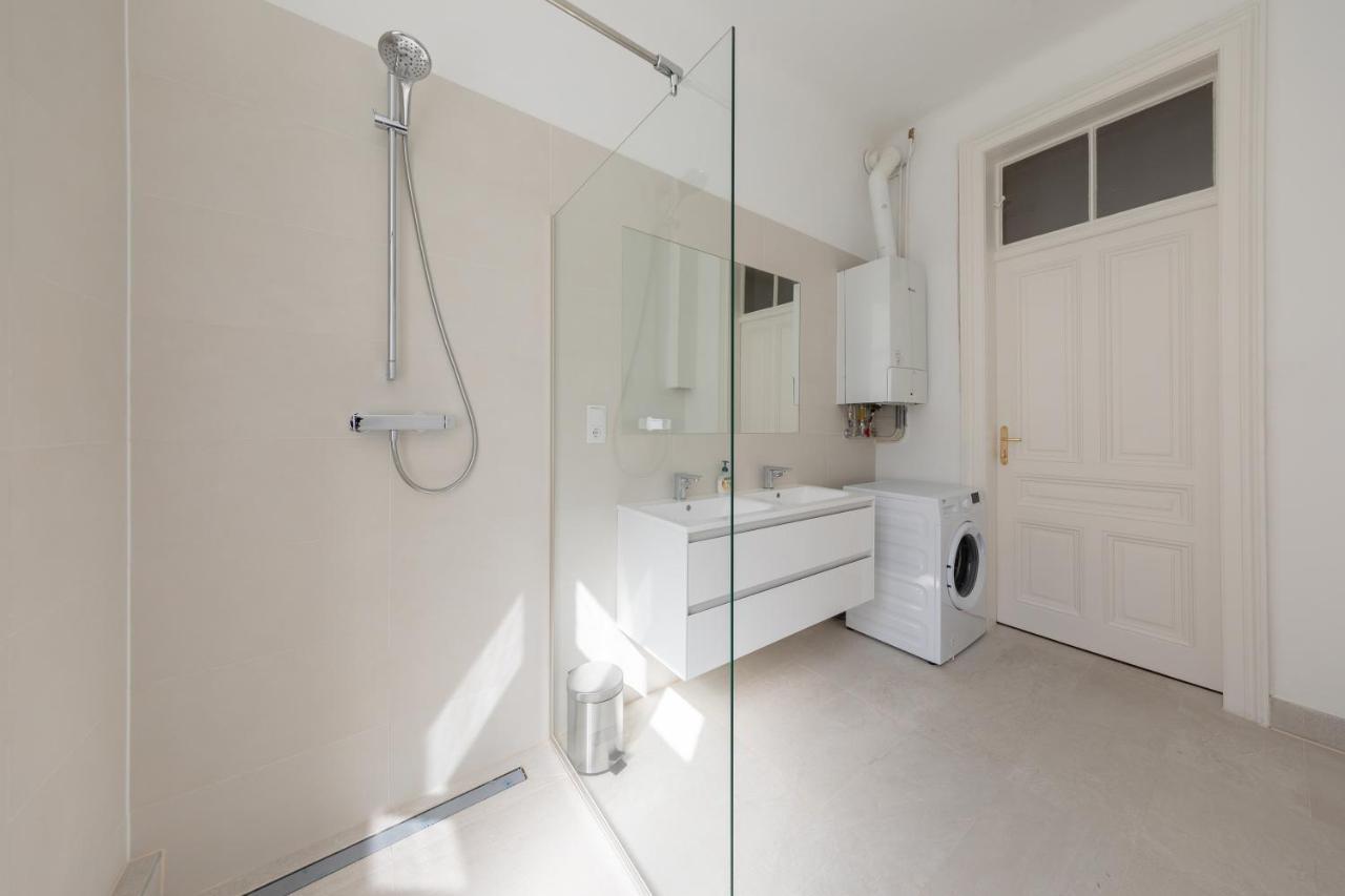 Apartment Dream Center *