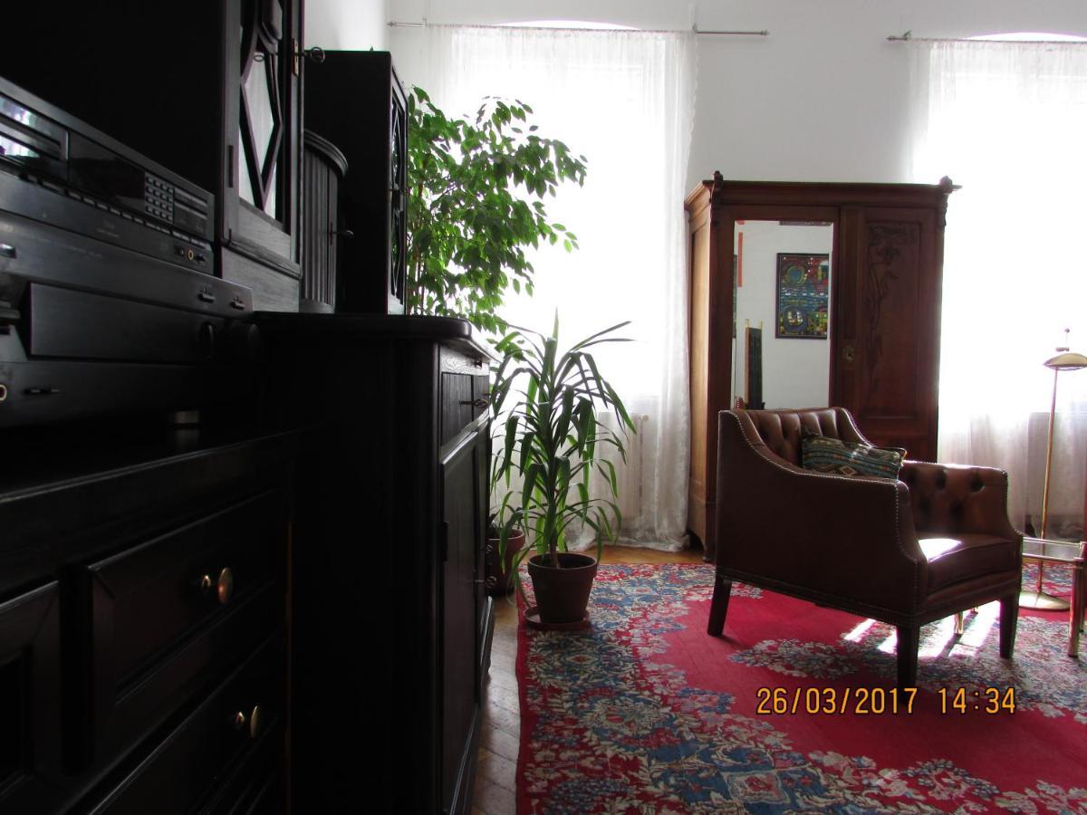 Art Nouveau Apartment Vienna