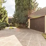 Yes, It Is Retro - Big Villa With Indoor Pool