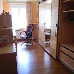 Apartment To Explore Vienna And Self-Supply