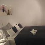 Anastasia-Apartment & Garage