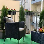 Niki Apartment