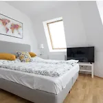 Zwischen Schönbrunn und dem City Center. Apt. 39