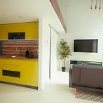 Zeus Design Loft Apartments