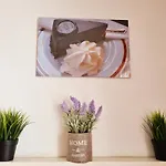 Sunny Apartment