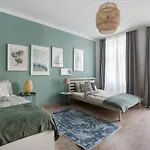 Caring Family Apartment Close To The Center
