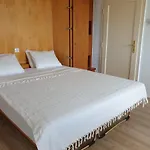 Best Rated Central Apartment Vienna - Ac, Wifi, 24H7Days Self Check-In, Board Games, Netflix