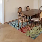Wohnung #8 Mit Terrasse In Naehe Einer Einkaufsstrasse