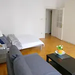 Stylish & Central By Jr City Apartments