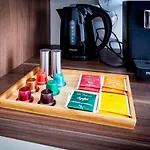 Comfortable, Specious Apartment With Inner Garden- Maerzstrasse Apartments