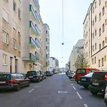 Cozy Apartment Margareten