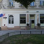 Ch-Hotel Luka Budget