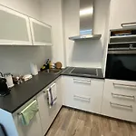 KG38 - Modern Living Vienna