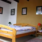 Apartment Wienerwald Im Haus Am Wiesengrund