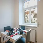 Cozy 2 Room Apartment - Enjoy Viennas Spring Vibes