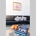 New, Quiet Flat Next To U1, Vic, Shopping Mall,...