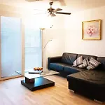 New, Quiet Flat Next To U1, Vic, Shopping Mall,...