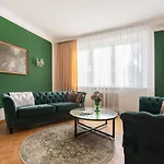 Renoviertes Bauernhaus mit Garten in Ruhelage