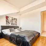 King Bed Home, 3 Bed Rooms Ideal For Big Groups