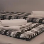 Renovated Apartment Close To First District
