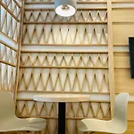 Zeus Design Compact City Aparmtent