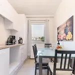 Perfect For Long Term Stay, Two Min To Hauptbahnhof, 18
