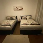 Rover Apartment