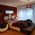 Bullsliving Kaisermuehlen Apartment Erni Next To Uno City