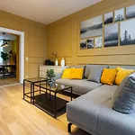 Stylish 1 Bedroom Apartment Near Hannovamarkt