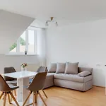 Elegant Apartment In Vienna With Patio