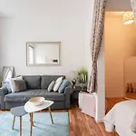 ⍟Luxurious And Bright⍟ 5 Min Walk To City Center