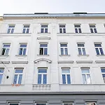 Nadland Apartments B61