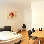 Bacher Apartment