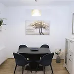 Elegante Unterkunft L Bg7