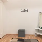 Milky Way Top Floor 2-Bedroom Apartment Air Condition