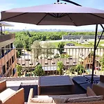 Panorama Apartment Vienna - Free Parking, Sauna & Fitness