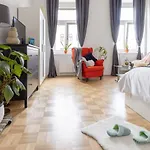 Yeshello Vienna Central Station Apartment